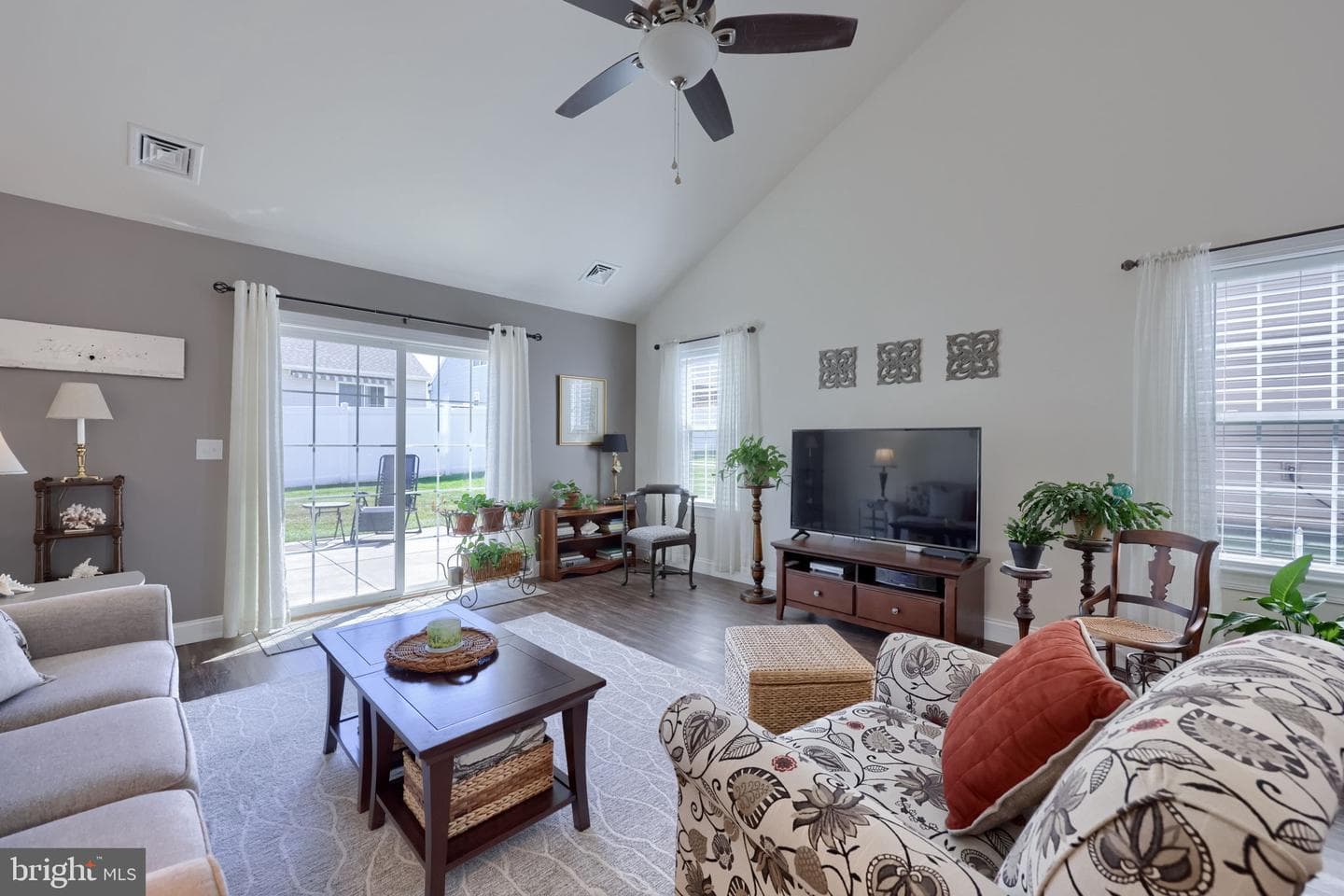 235 Dylan Drive photo 13