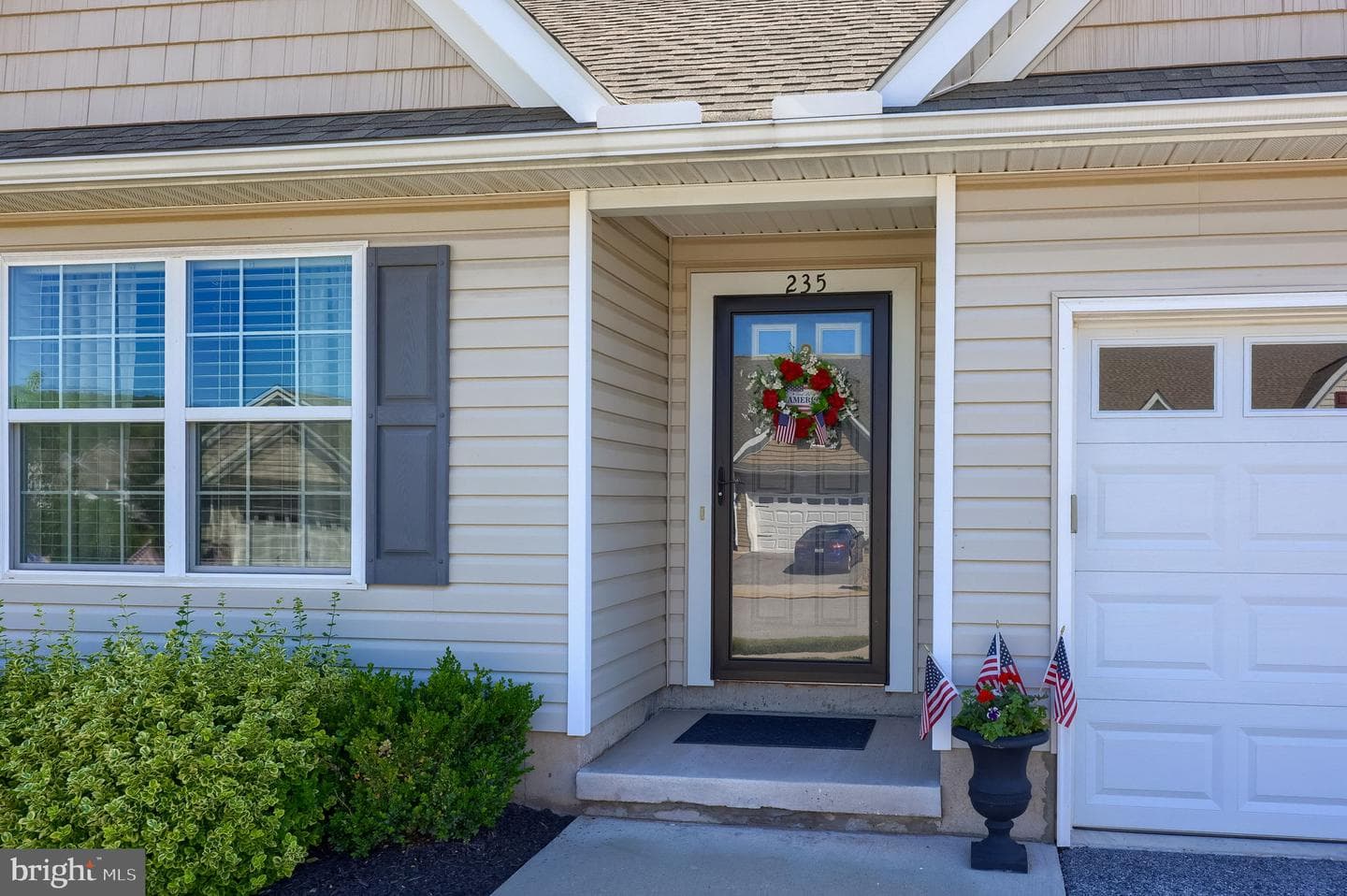 235 Dylan Drive photo 31