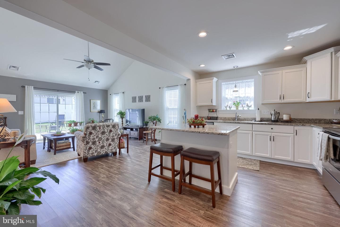 235 Dylan Drive photo 4