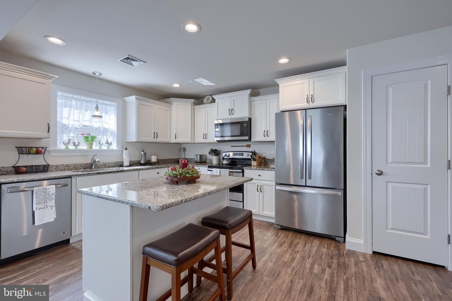 235 Dylan Drive photo 8