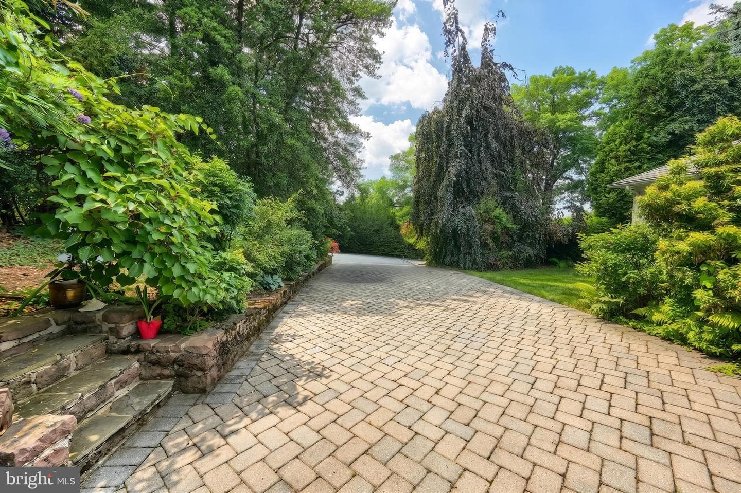 136 Rathton Road photo 12