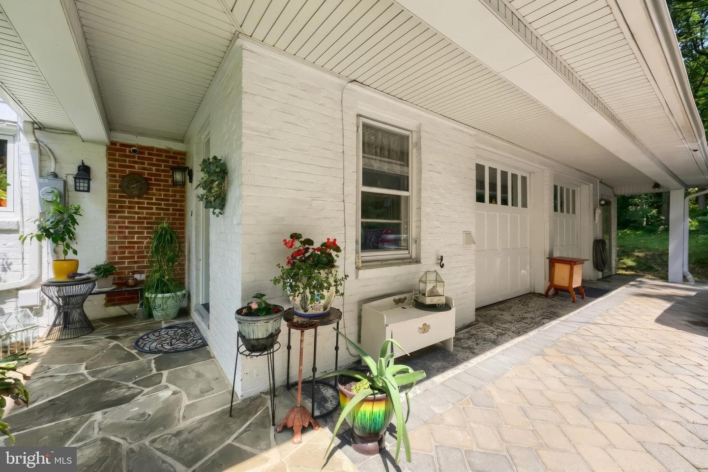 136 Rathton Road photo 8
