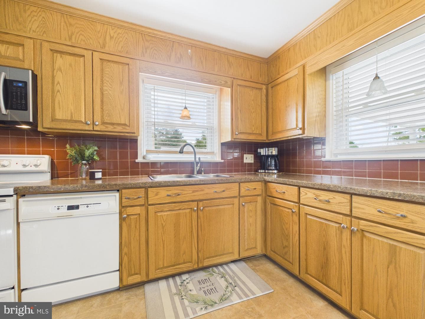 1811 Hayward Road photo 6