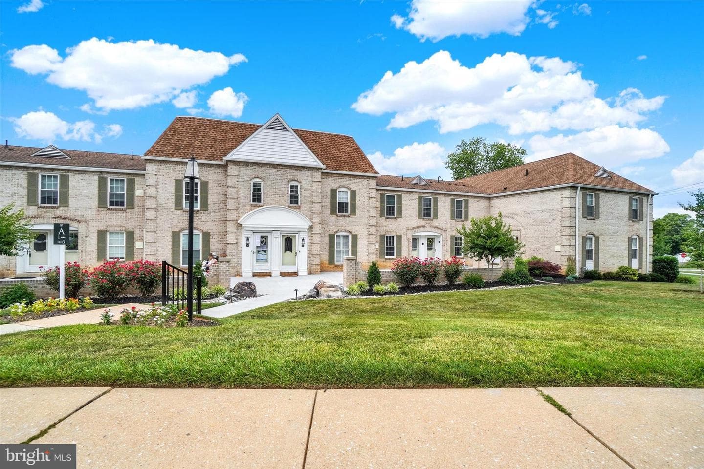 1000 Country Club Rd, York