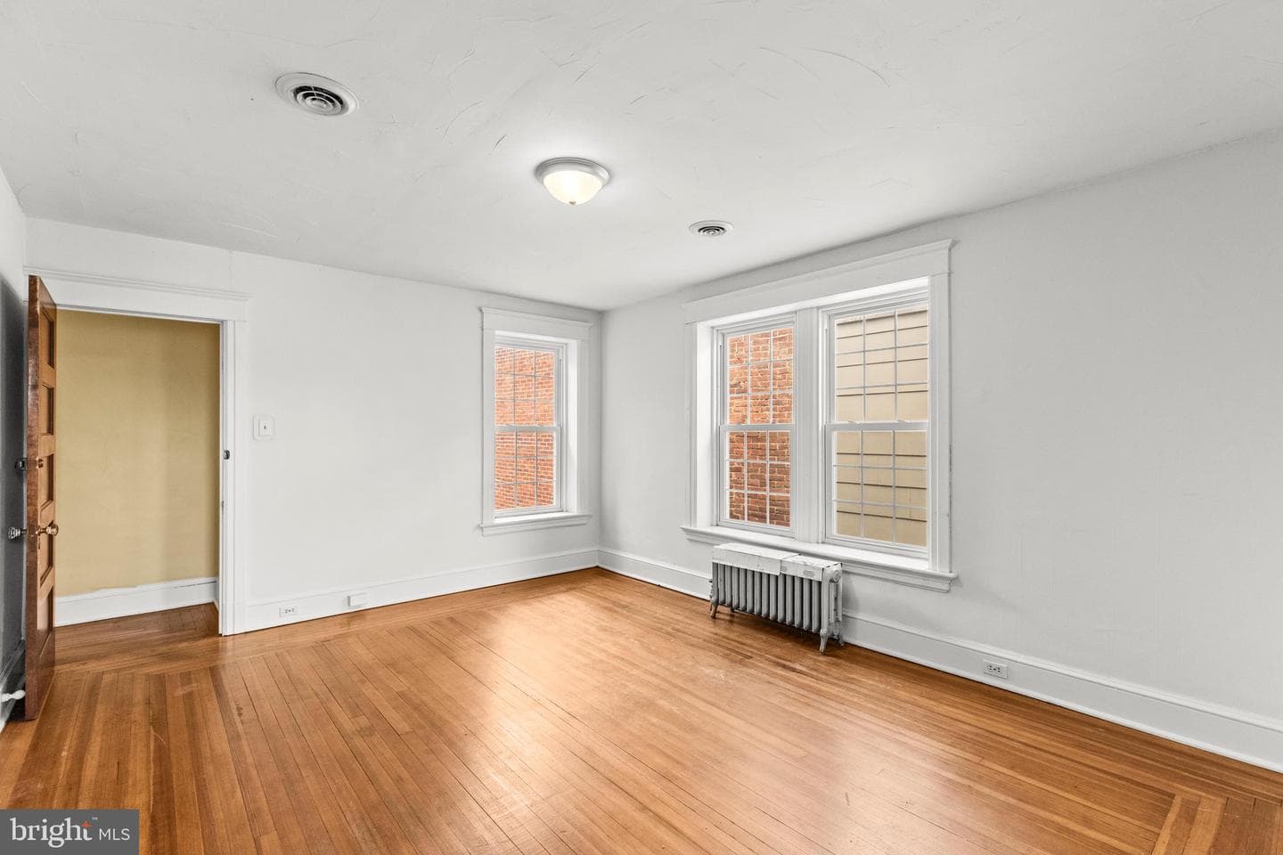 228 Baltimore Street photo 27