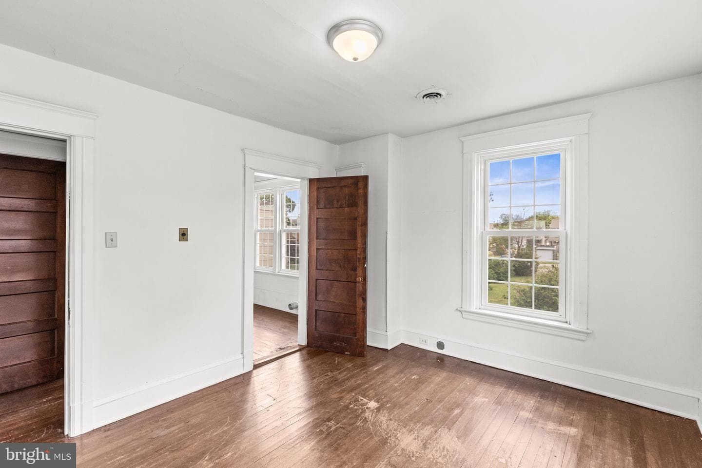 228 Baltimore Street photo 30