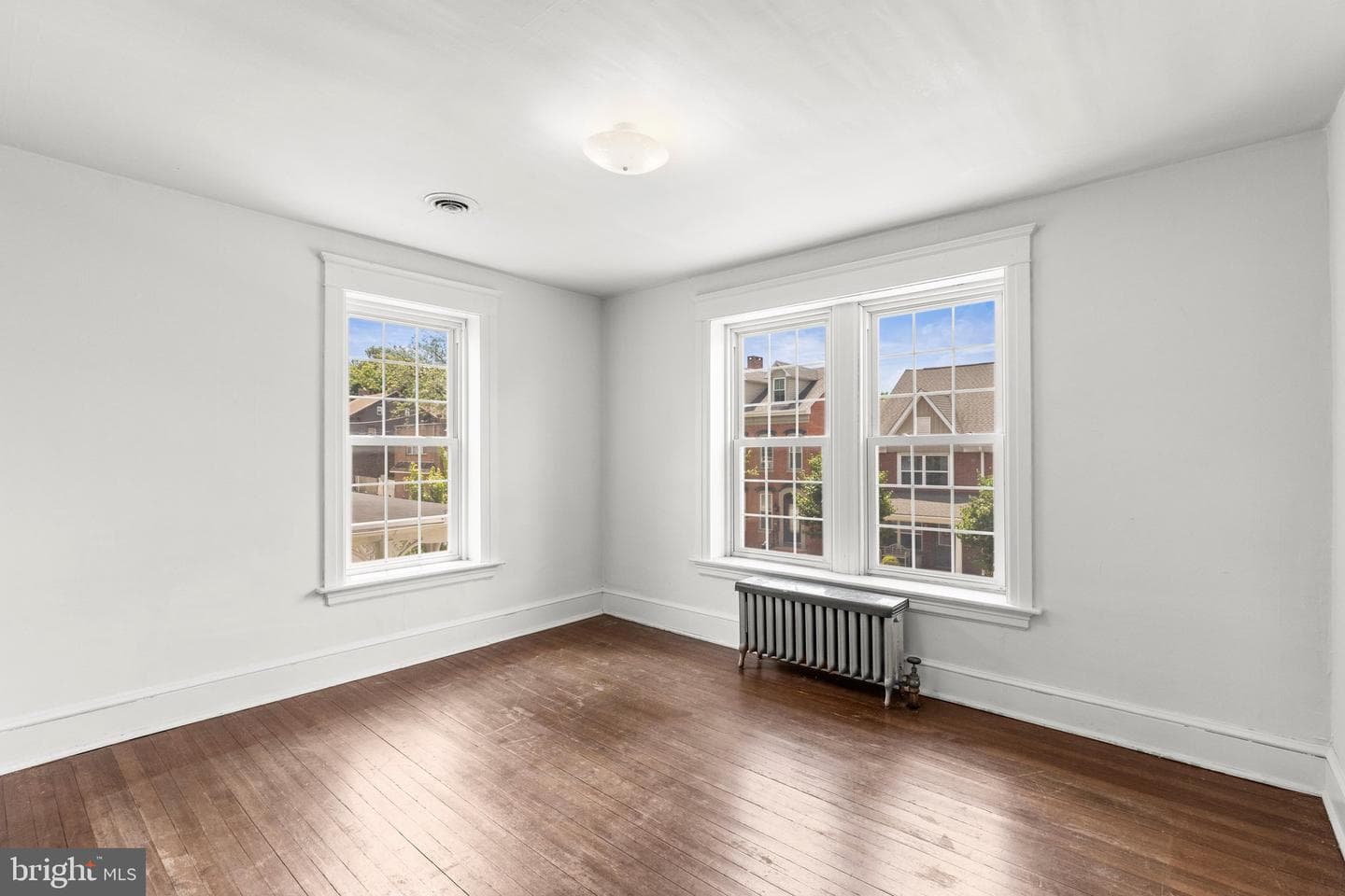 228 Baltimore Street photo 33