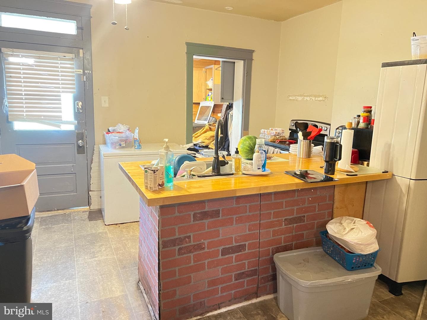 16 E Hanover Street photo 6
