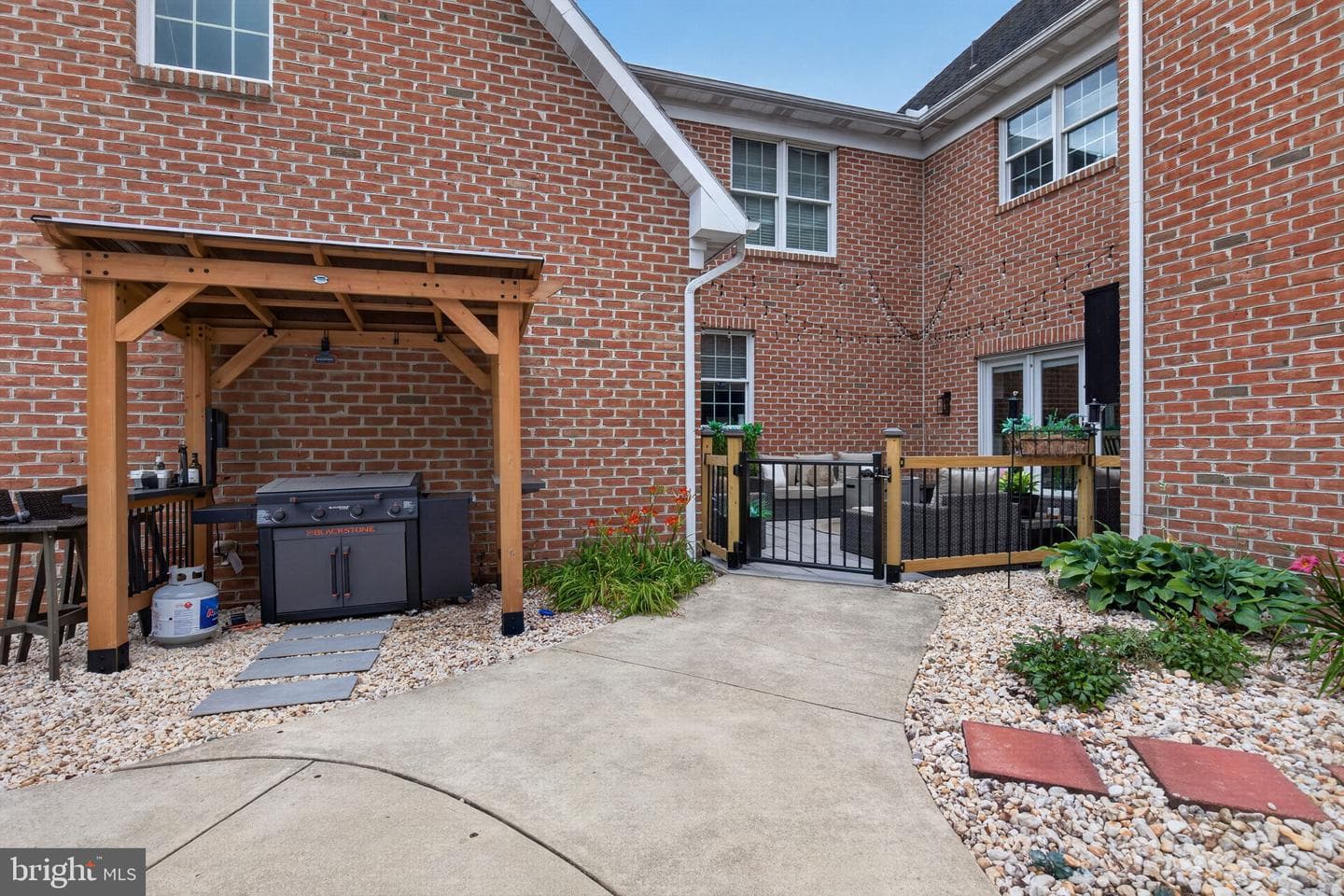 1001 Wetherburn Drive photo 55