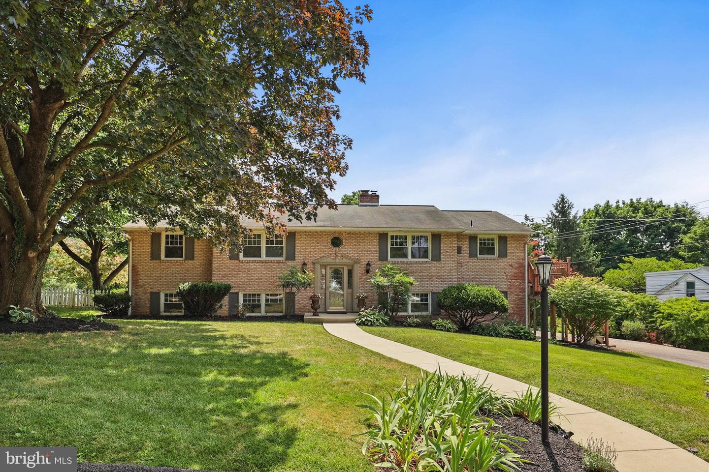 1390 Arlington Rd, York