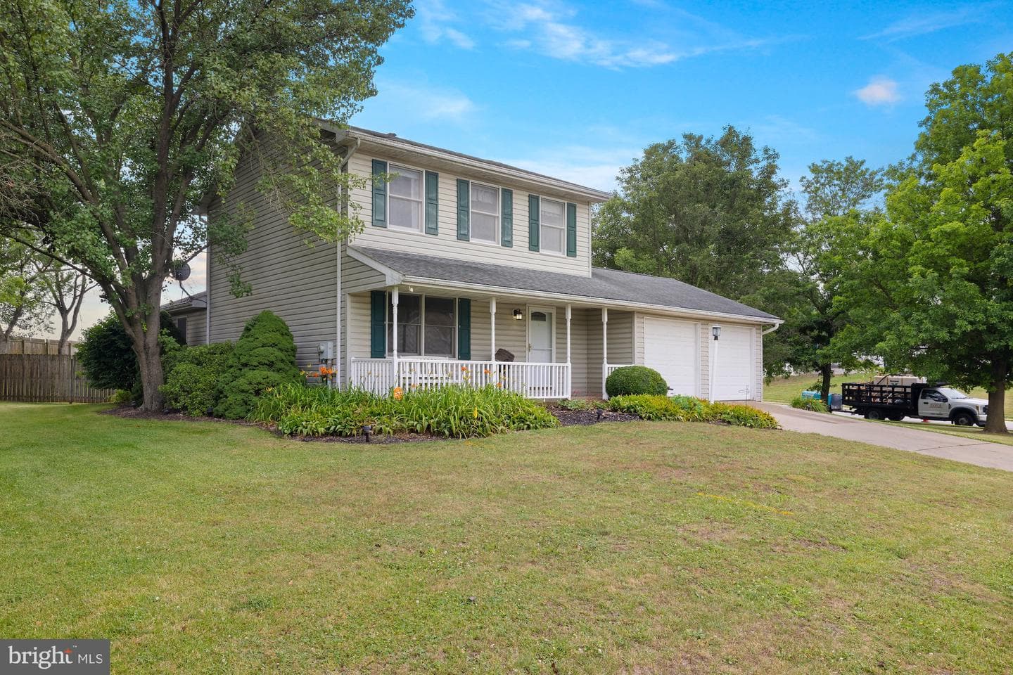 2904 Village Square Drive, Dover