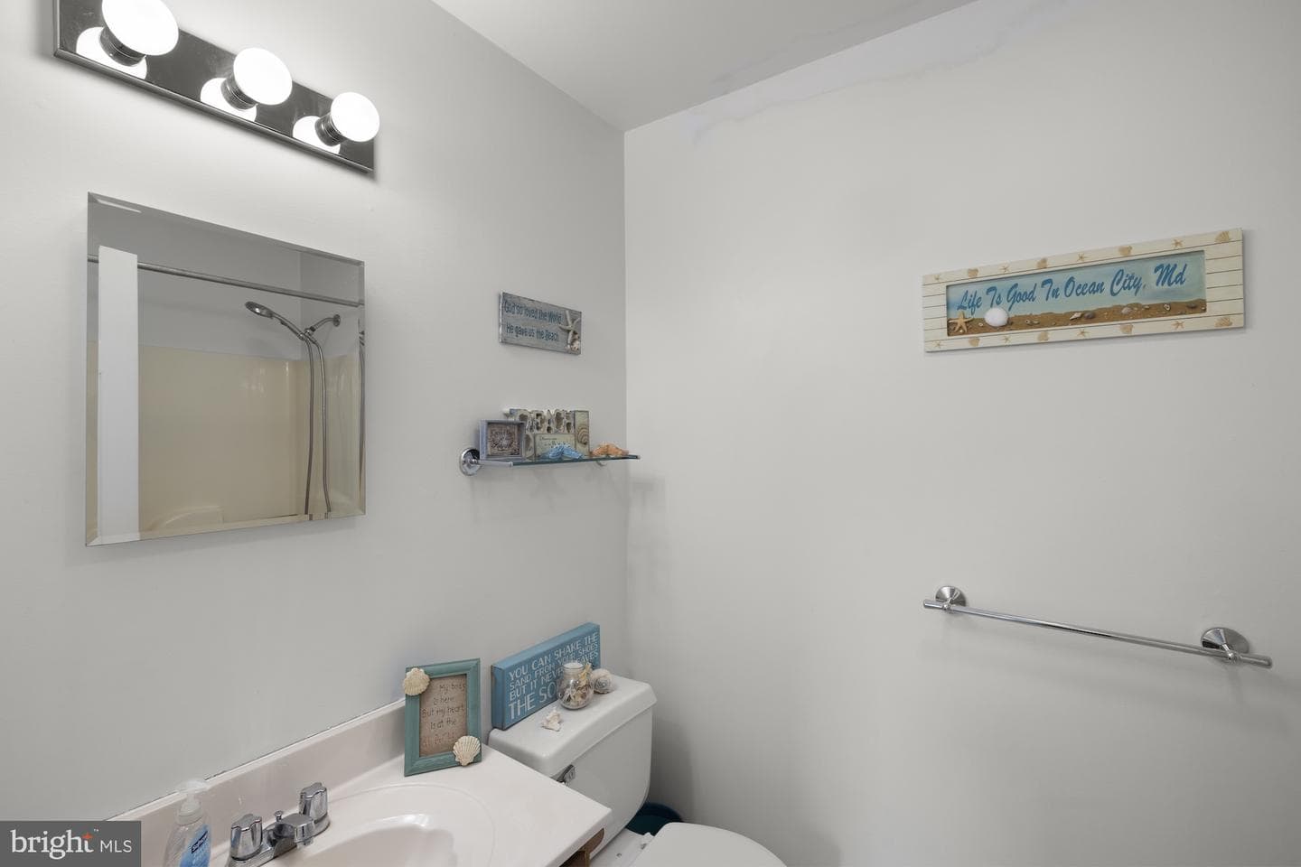 2904 Village Square Drive photo 25