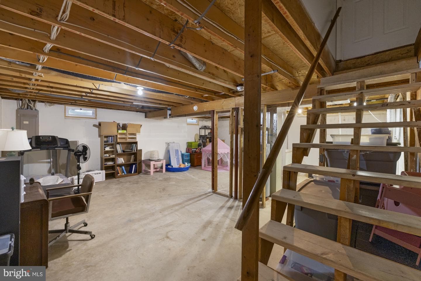 2904 Village Square Drive photo 34