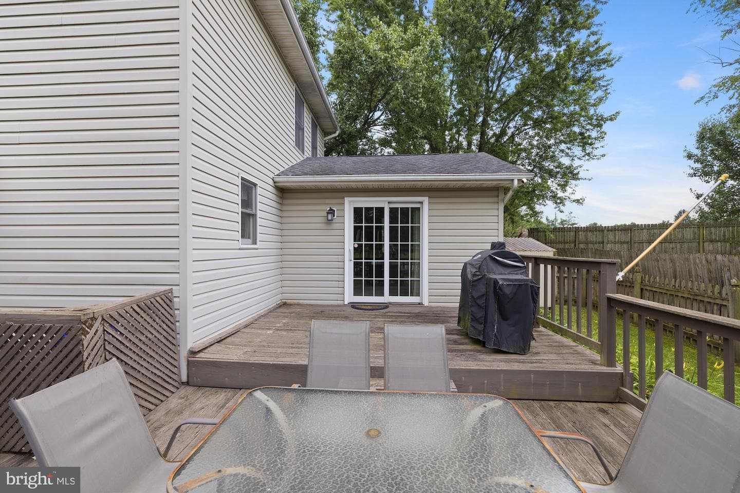 2904 Village Square Drive photo 37