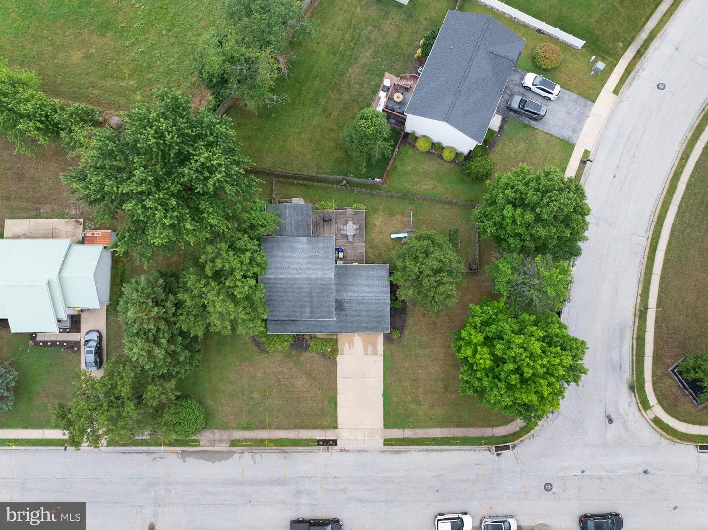 2904 Village Square Drive photo 41