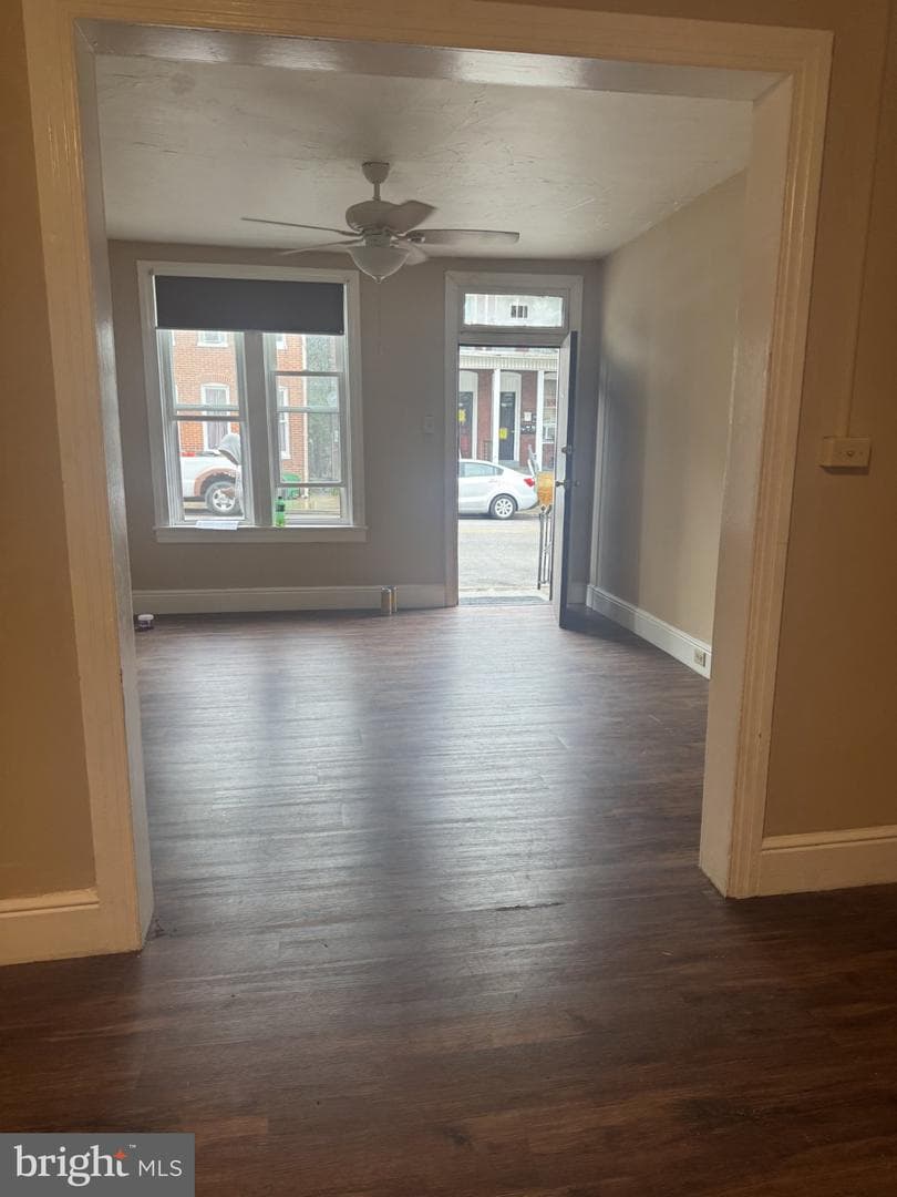 142 N Newberry Street photo 3