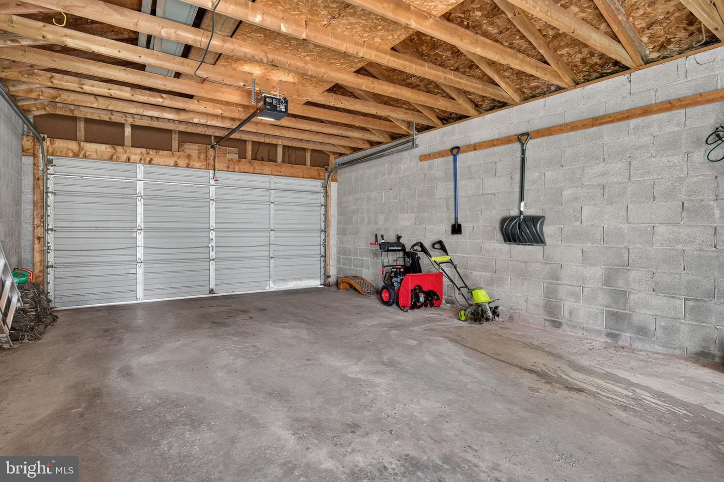 122 N Franklin Street photo 31