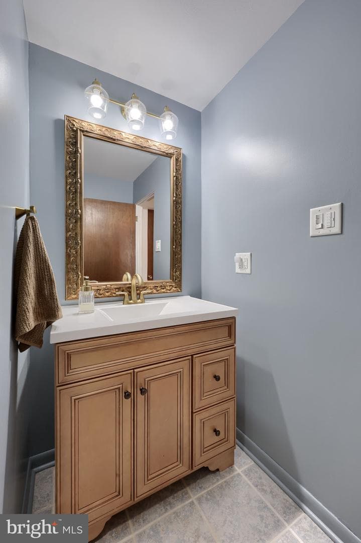 103 Oak Knoll Road photo 39