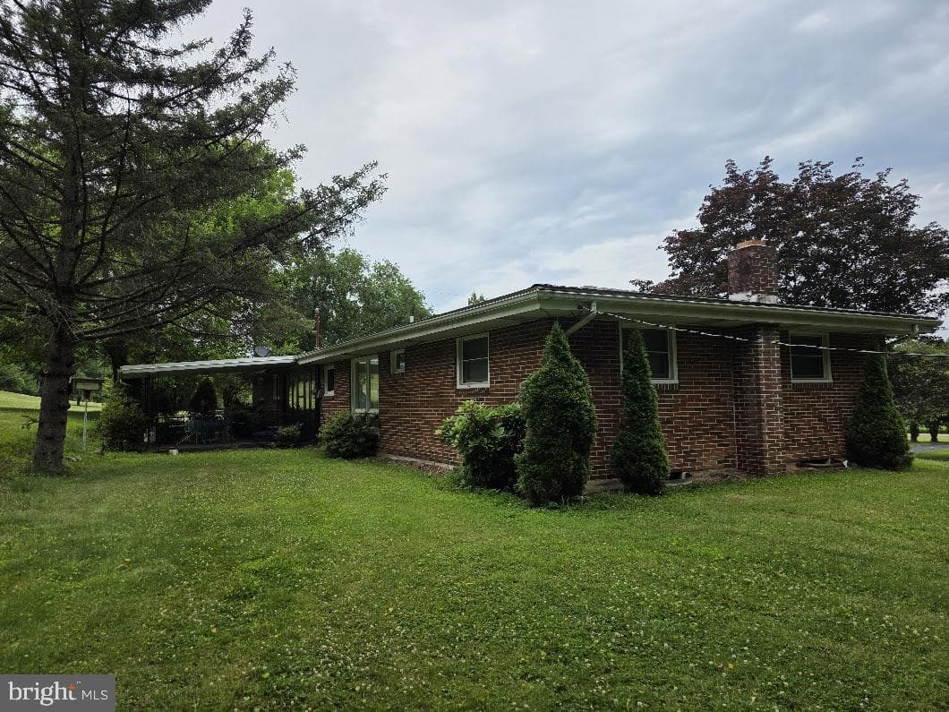 706 S Mountain Road photo 3