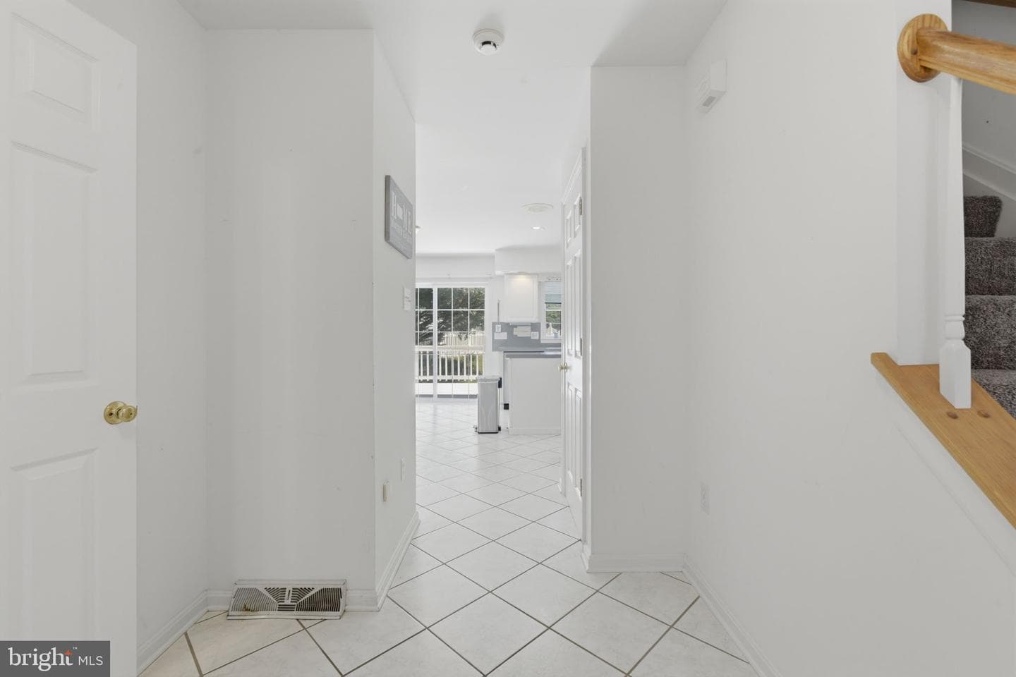 16 Liberty Avenue photo 15