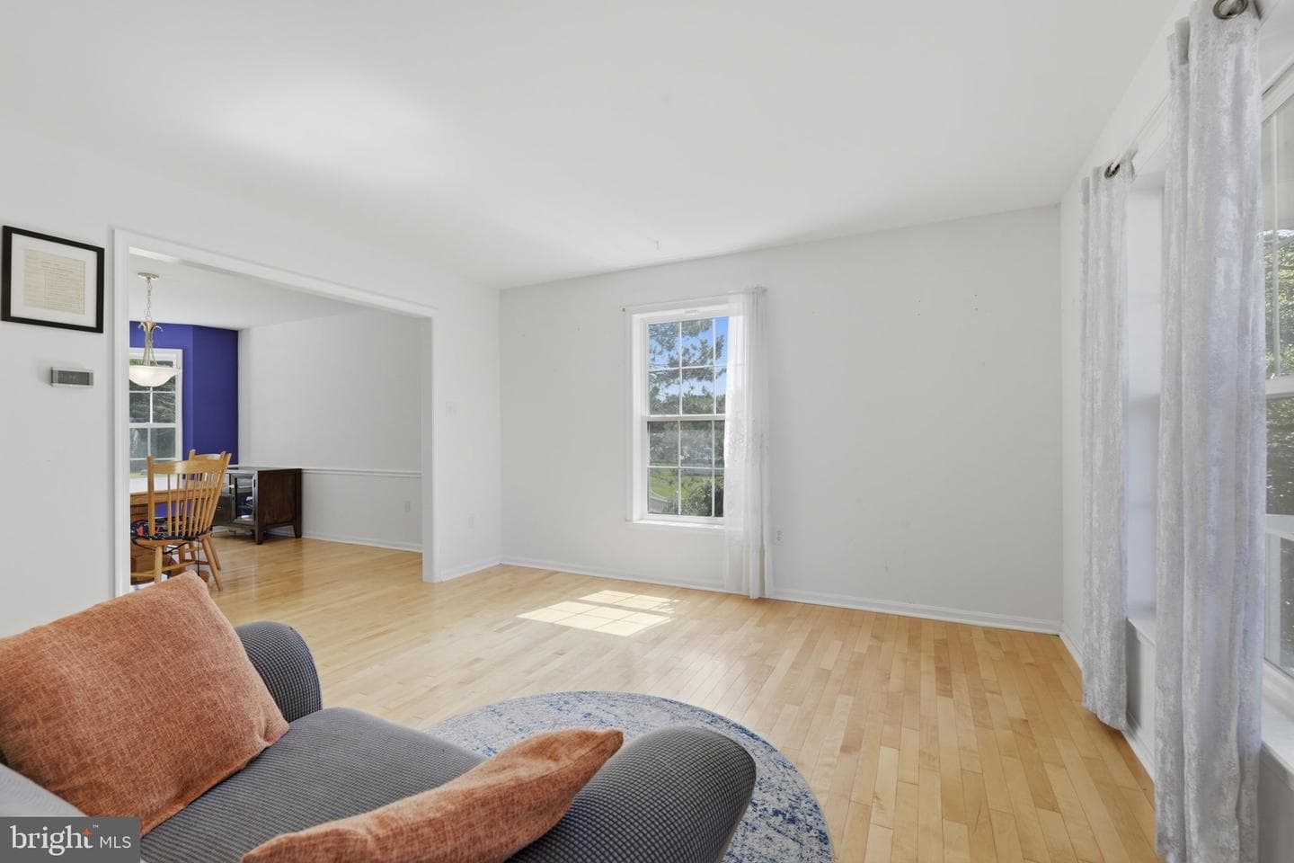 16 Liberty Avenue photo 6