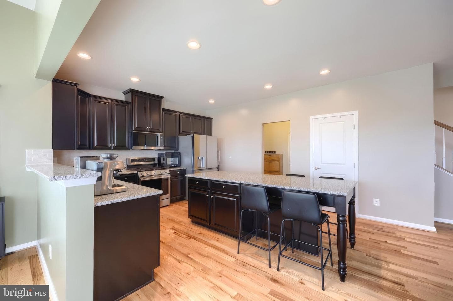 638 W Ore Street photo 24