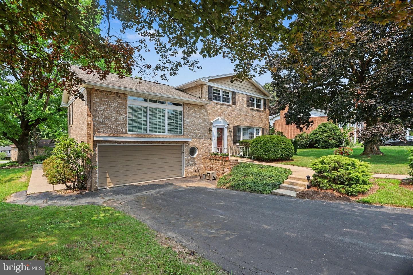 2665 Milford Lane photo 3