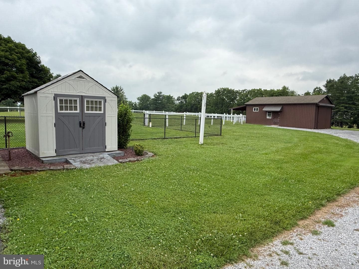 472 Scotch Pine Road photo 24