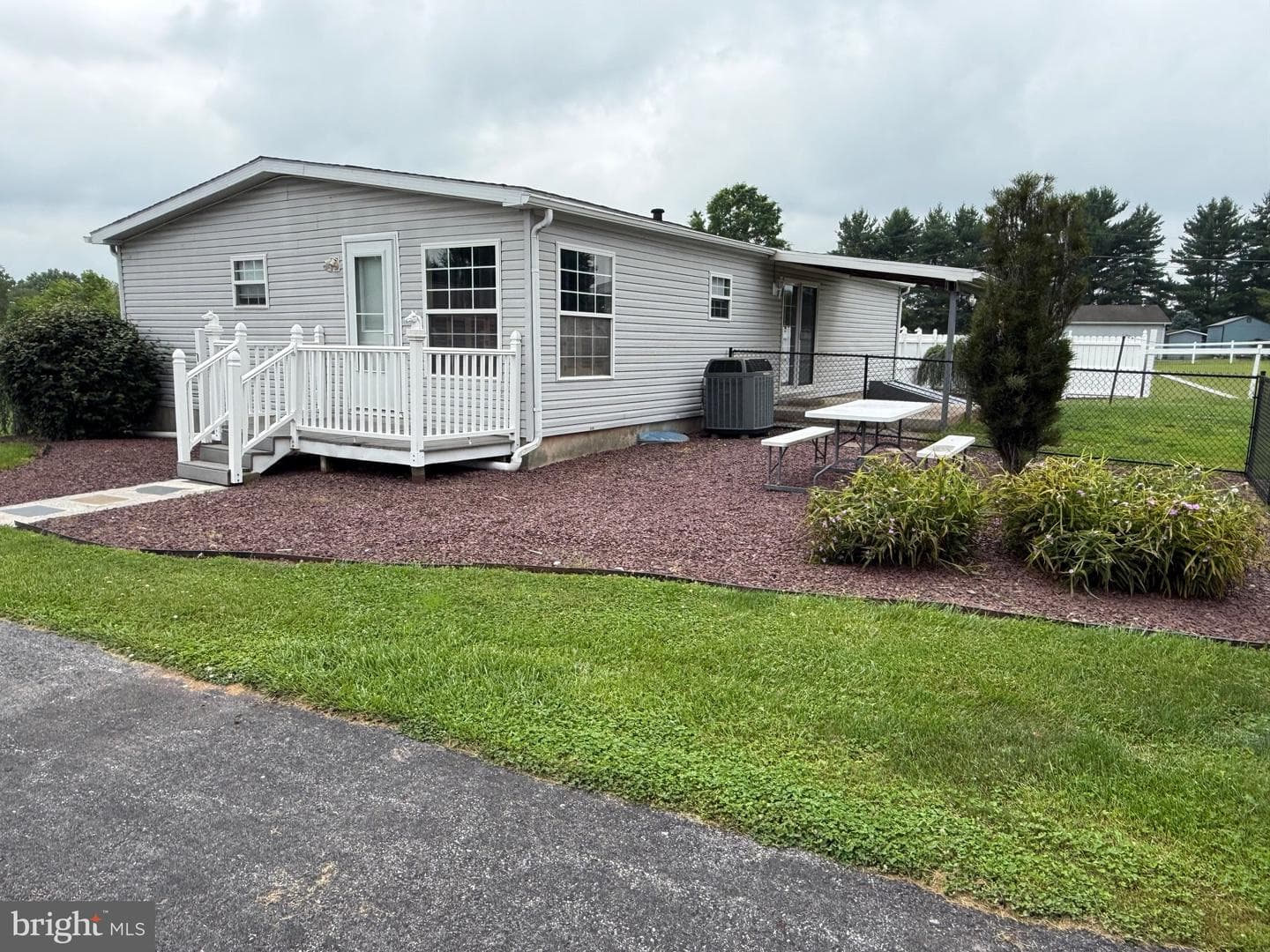 472 Scotch Pine Road photo 7