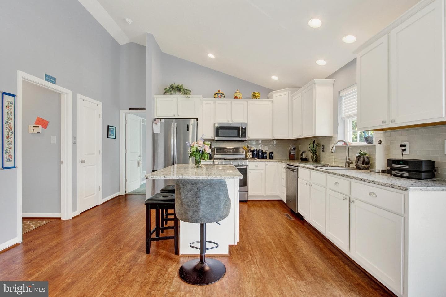 880 Ripple Dr photo 10