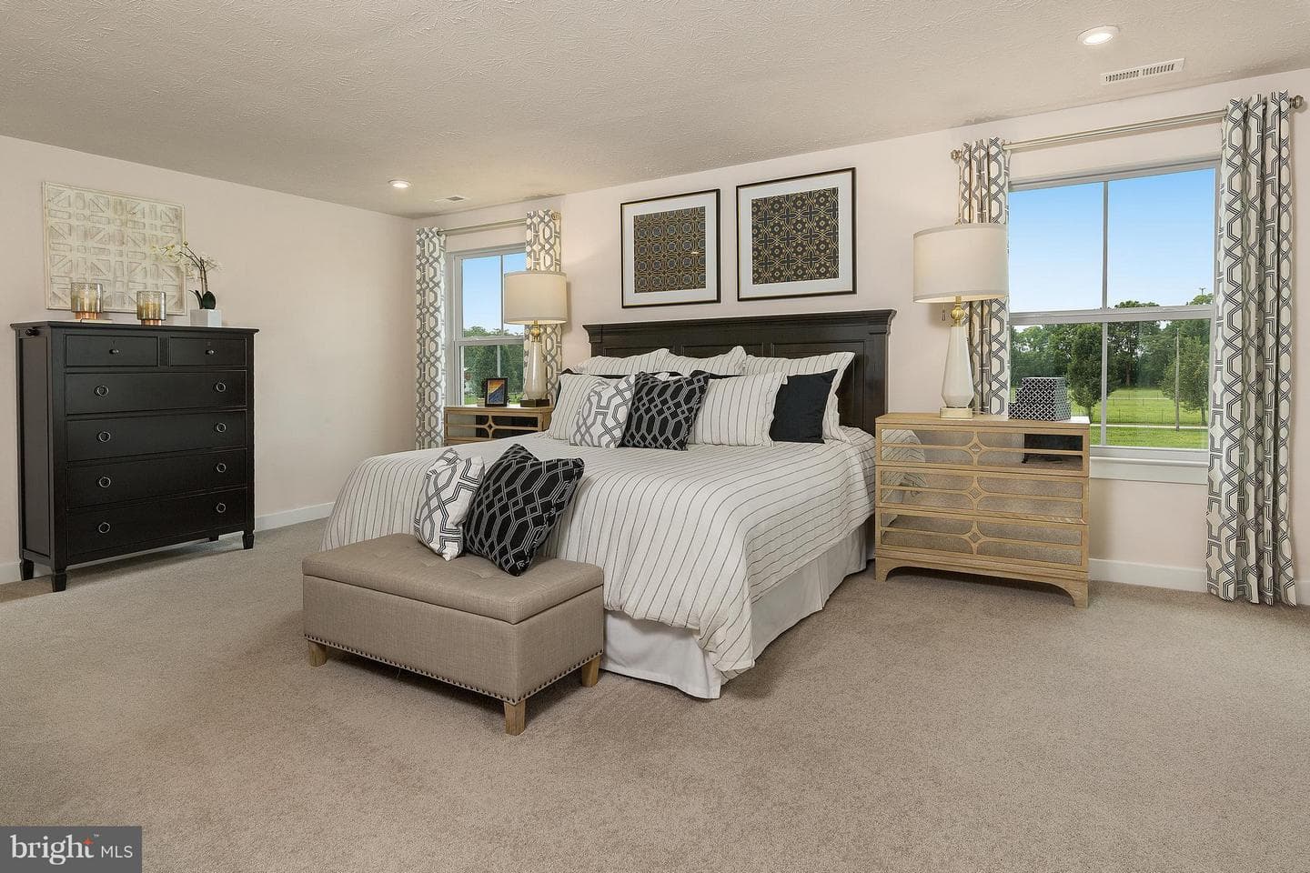 384 Kelso Drive photo 22