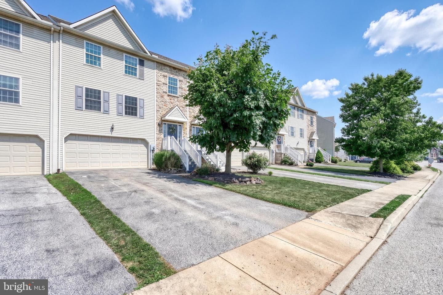 3926 Sheppard Drive photo 4
