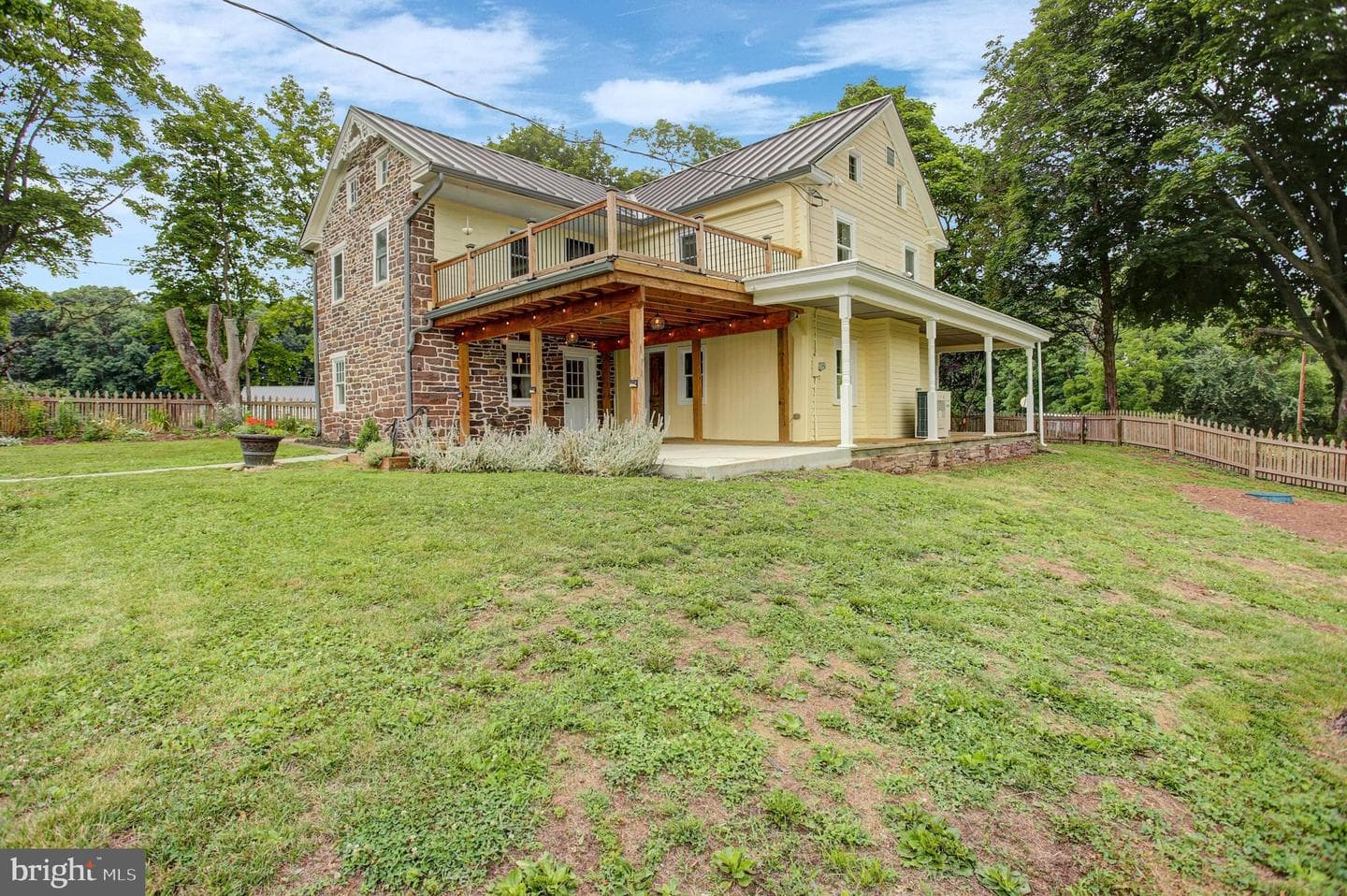 1981 Ridge Road photo 7