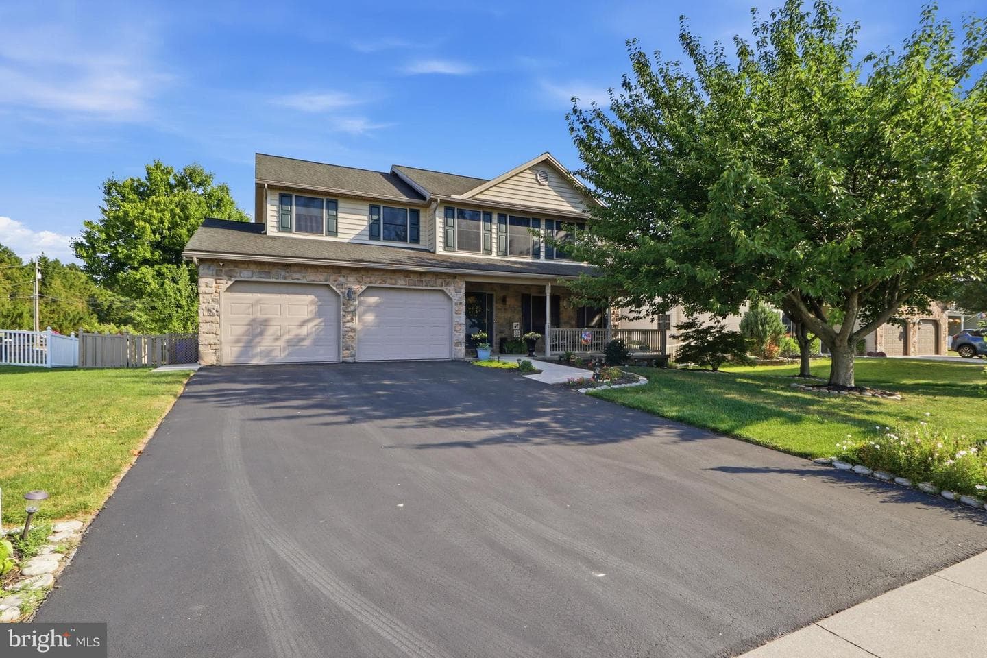 6123 Jennifer Lane, Spring Grove