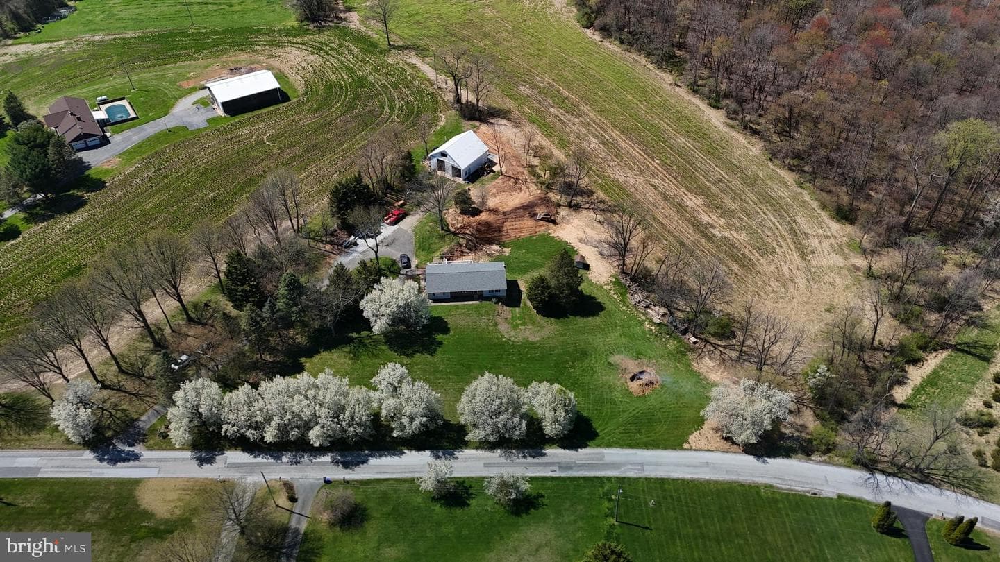 382 Torbert Road photo 10