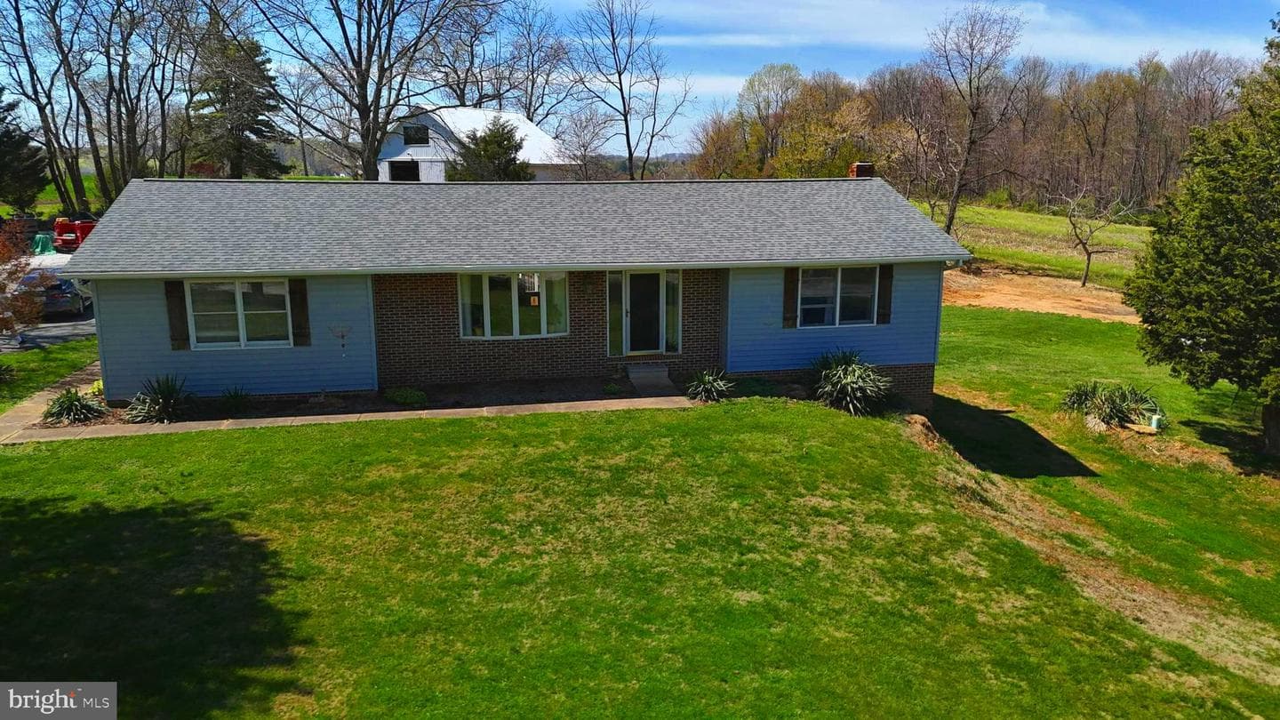382 Torbert Road photo 3