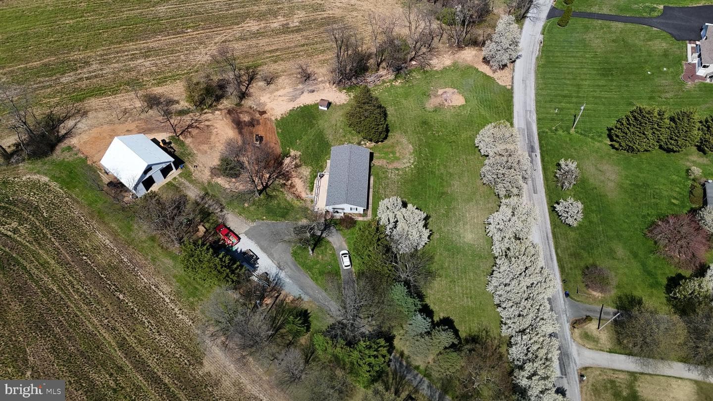382 Torbert Road photo 9