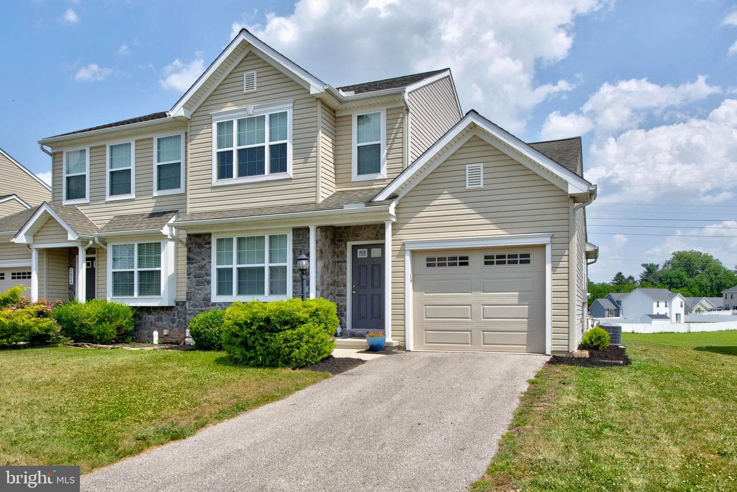 2626 Brownstone Dr, Dover