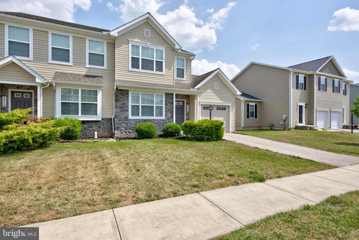 2626 Brownstone Dr, Dover