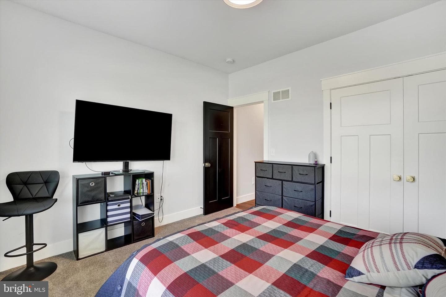 660 Church Road photo 32