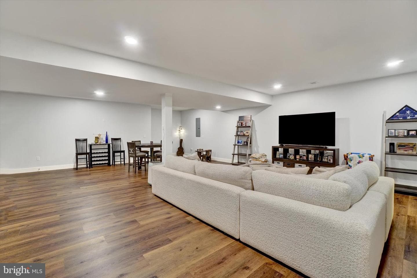 660 Church Road photo 38