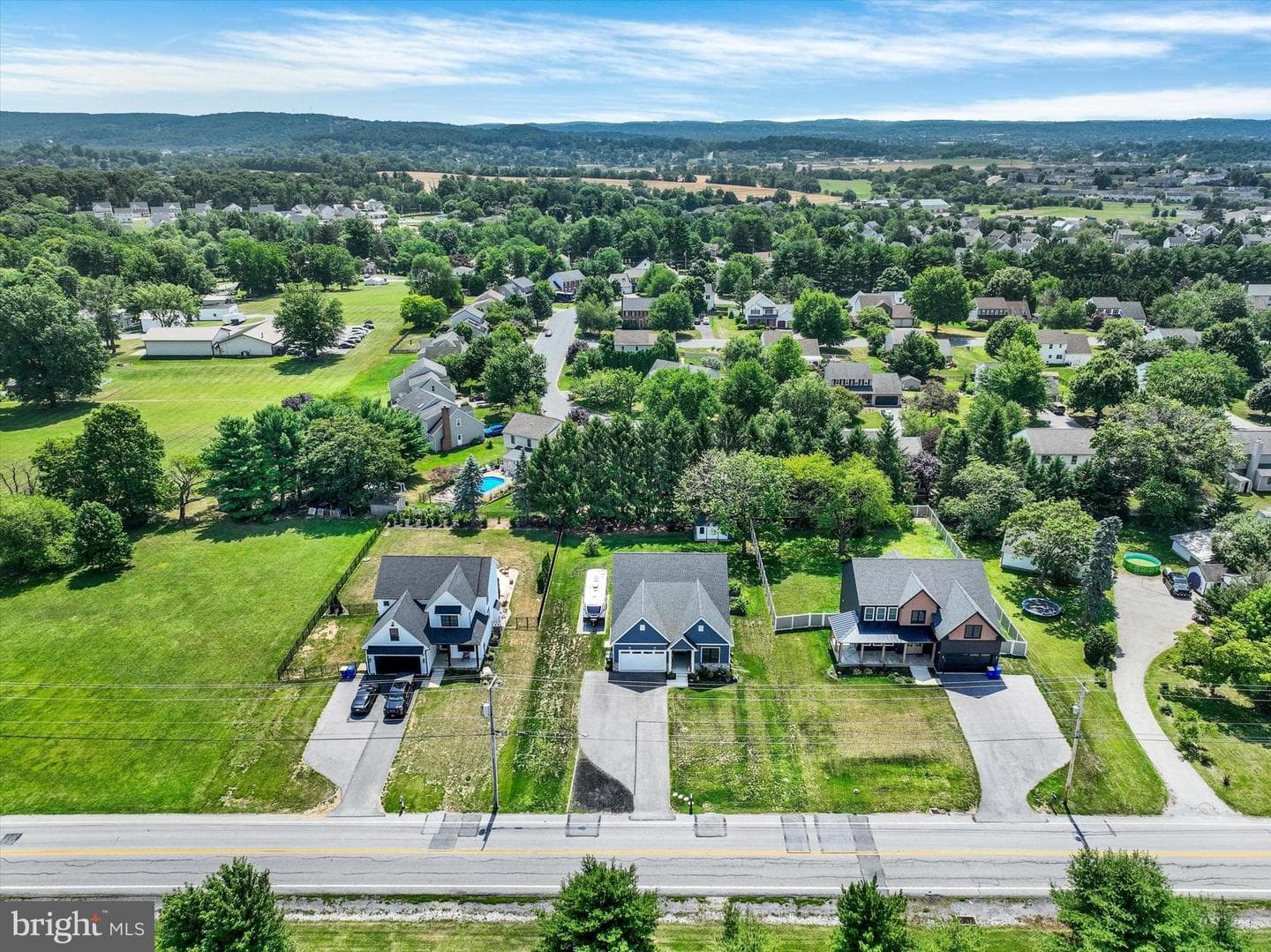 660 Church Road photo 8