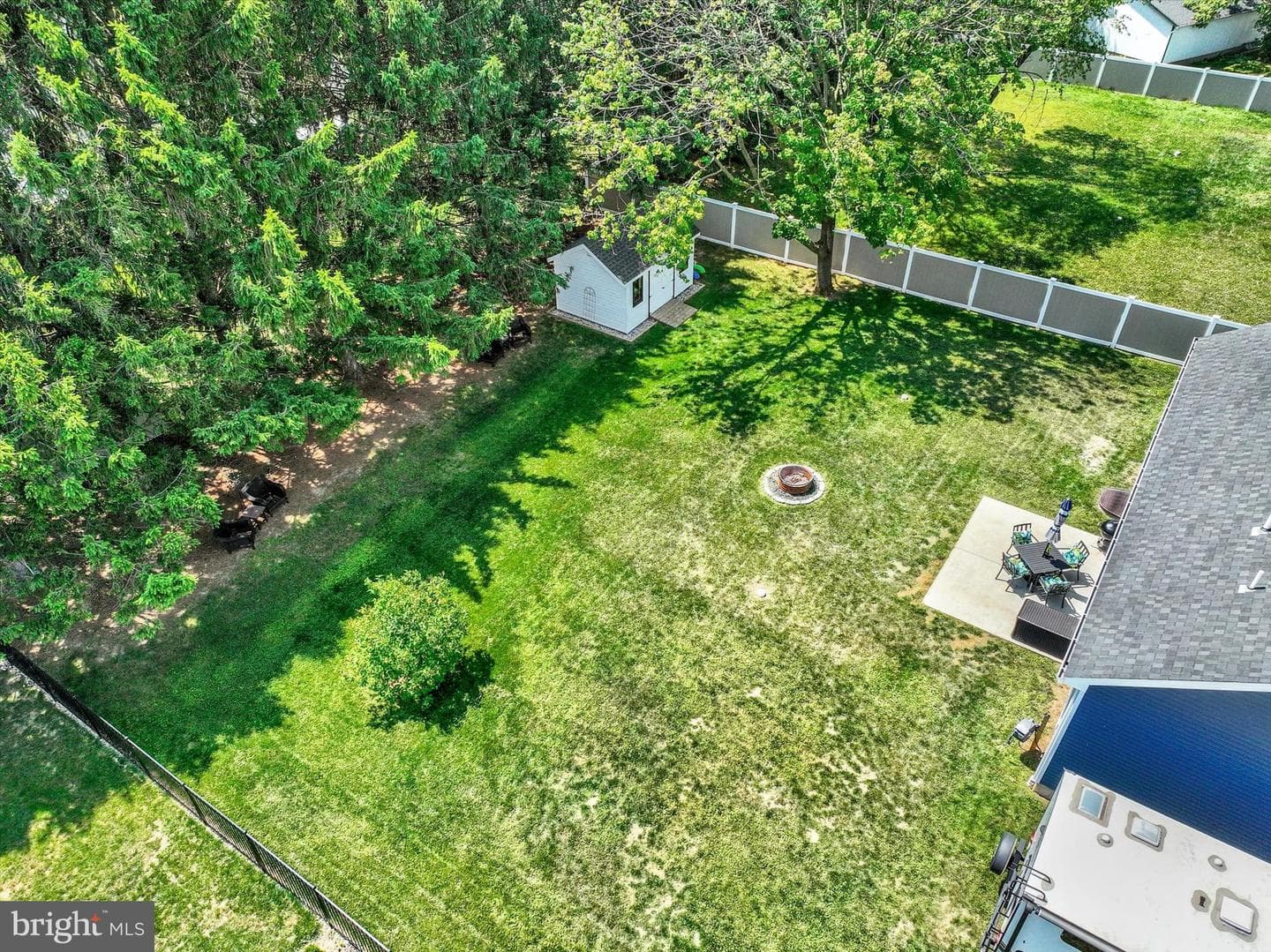 660 Church Road photo 9
