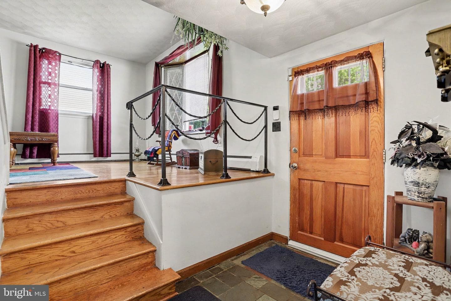 920 Northbriar Drive photo 2