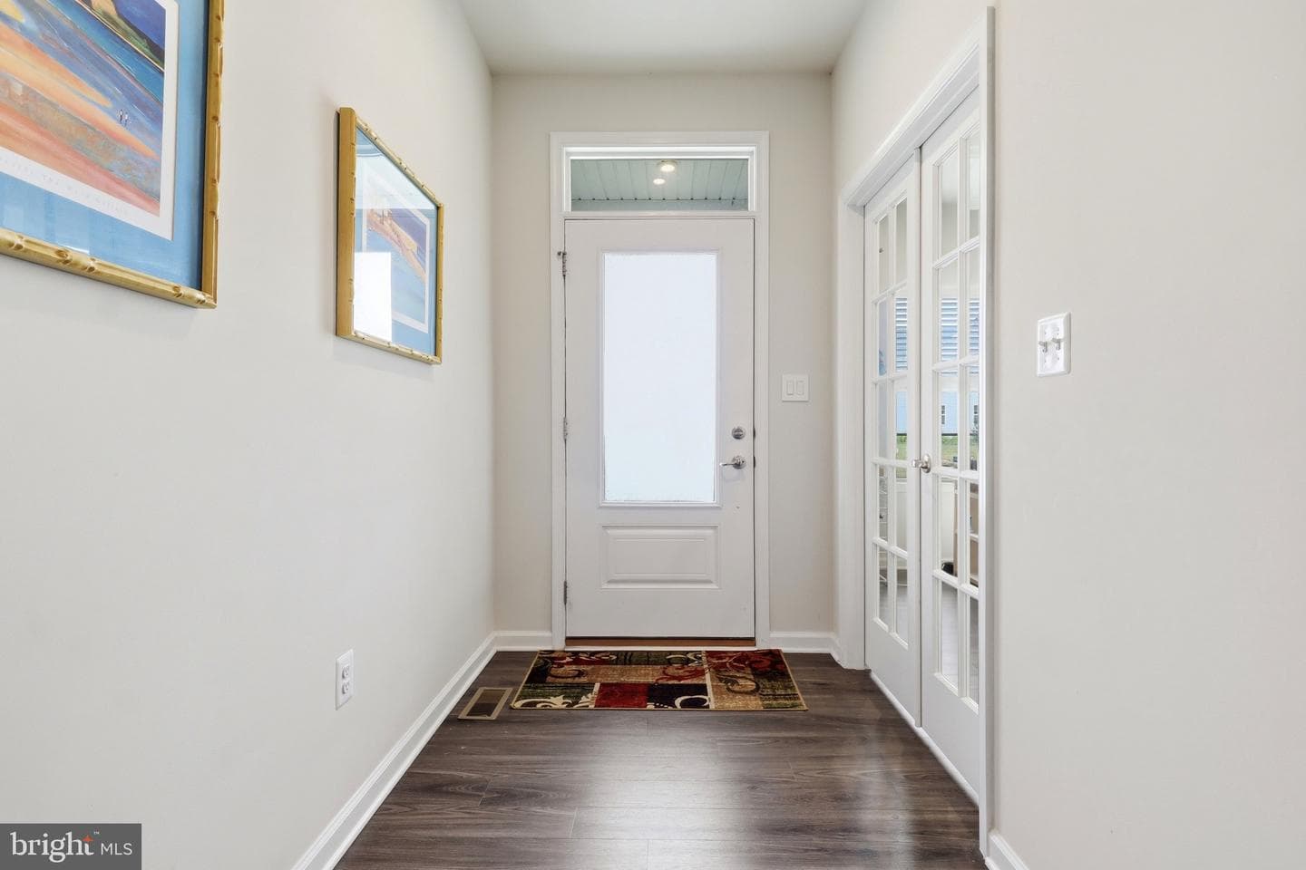 1013 Pin Oak Lane photo 4