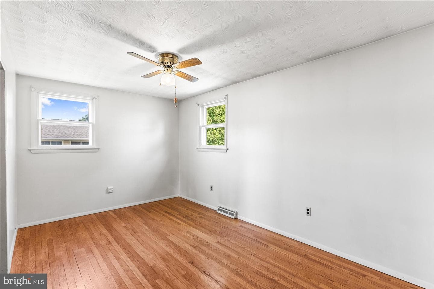 3591 Emig School Road photo 13