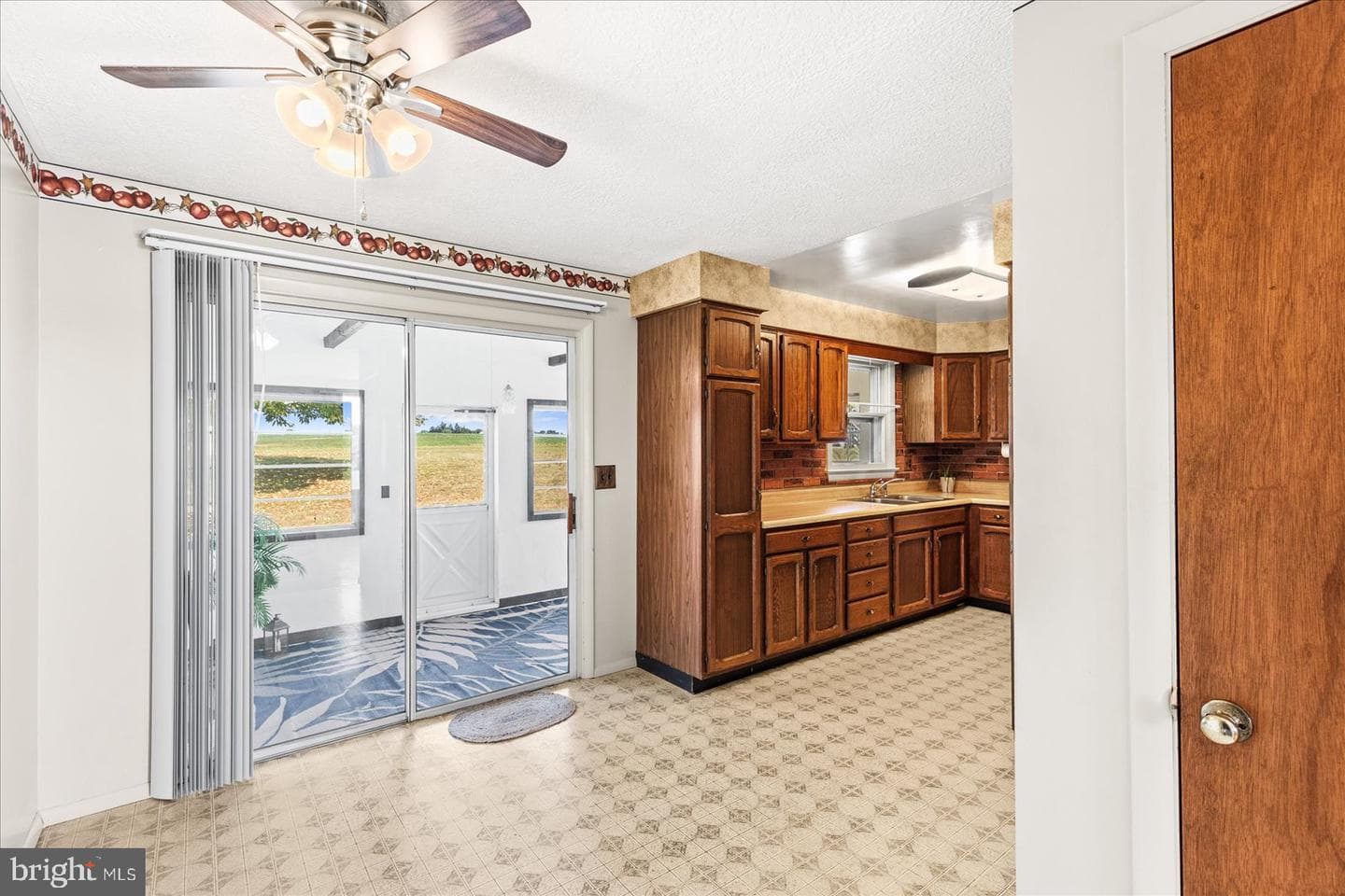 3591 Emig School Road photo 8