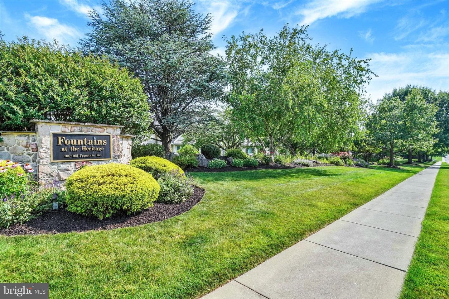 141 Fountain Drive photo 27