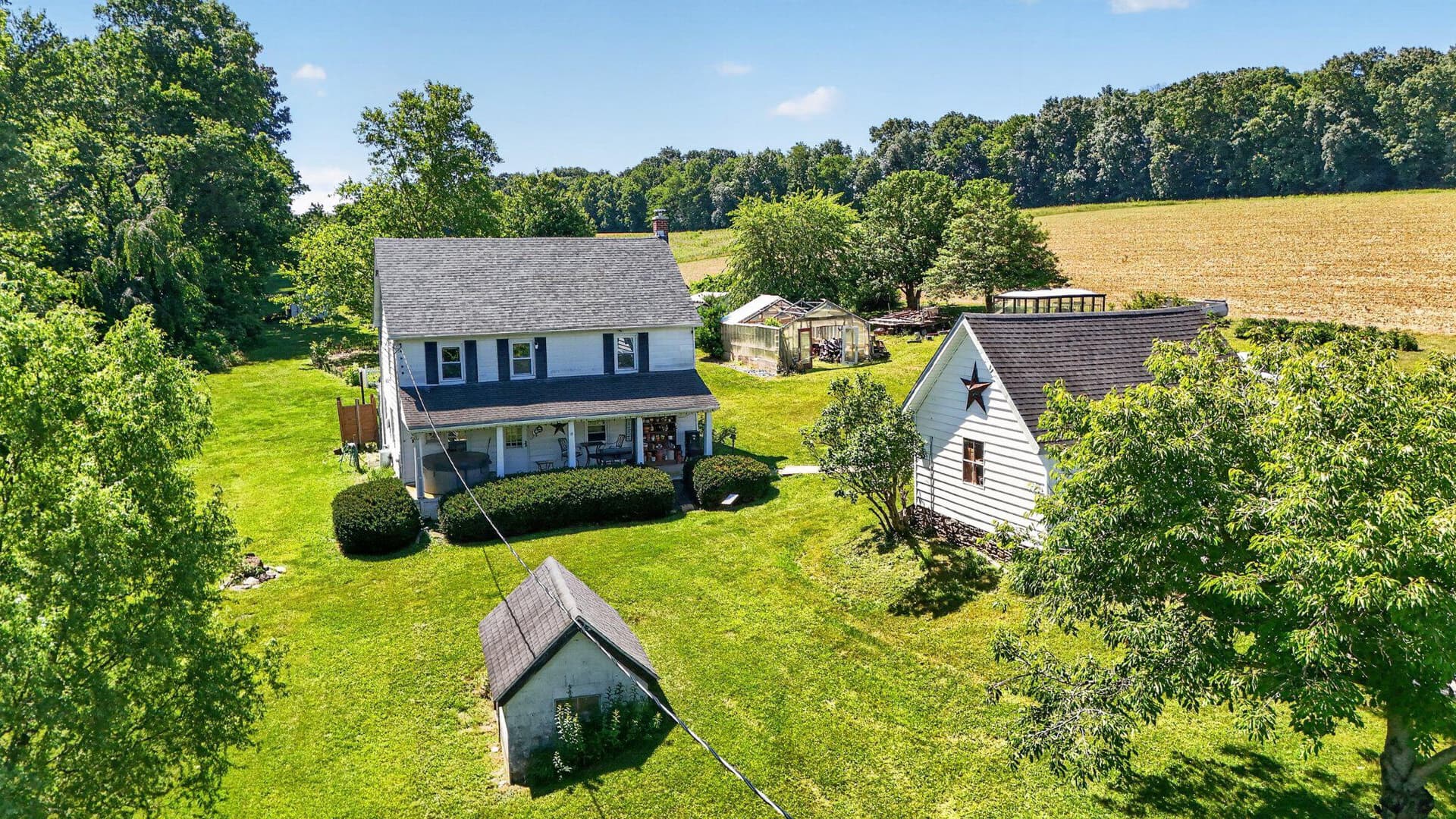 8042 Bobs Road photo 3