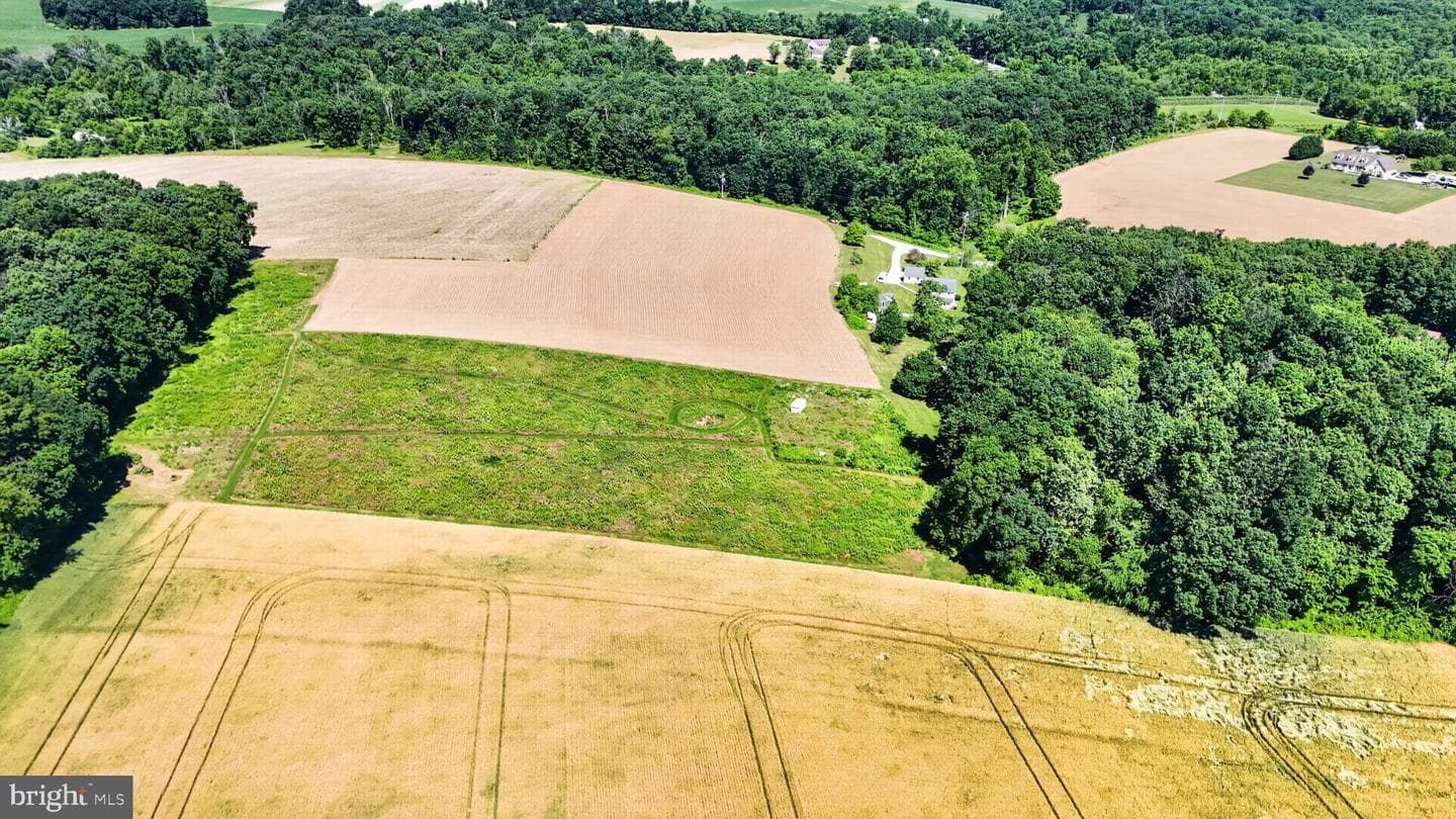 8042 Bobs Road photo 41